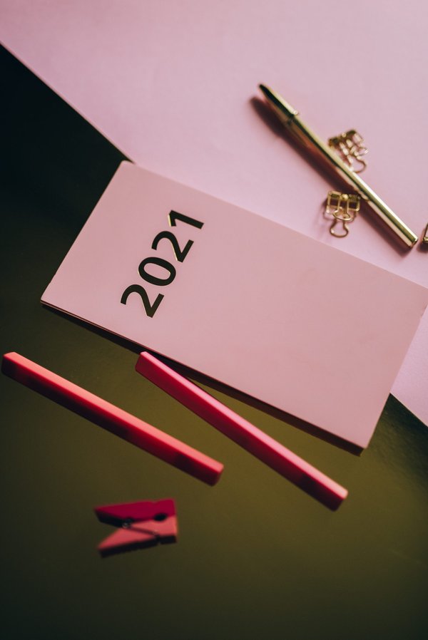 Comment supprimer un compte toute mon année ?